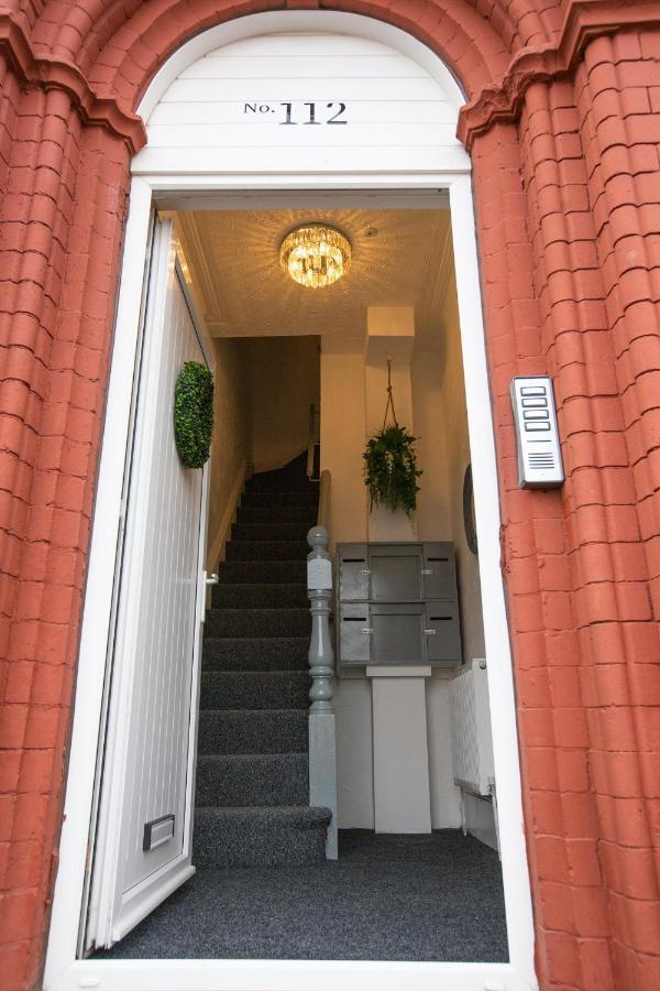 Cityhost - Leeds Apartments Beeston Hill Exterior foto